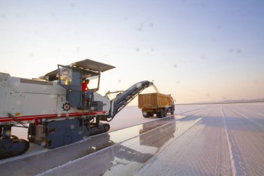 Salt Lake, Ankara, Konya ve Aksaray illerinin kesiştiği Türkiye 'nin Orta Anadolu Bölgesi' nde yer alan bir tuz gölüdür. Türkiye 'nin tuz ihtiyacının% 40' ı bu gölden sağlanıyor.