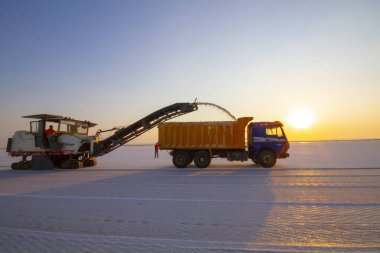 Salt Lake, Ankara, Konya ve Aksaray illerinin kesiştiği Türkiye 'nin Orta Anadolu Bölgesi' nde yer alan bir tuz gölüdür. Türkiye 'nin tuz ihtiyacının% 40' ı bu gölden sağlanıyor.