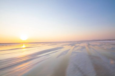 Salt Lake, Ankara, Konya ve Aksaray illerinin kesiştiği Türkiye 'nin Orta Anadolu Bölgesi' nde yer alan bir tuz gölüdür. Türkiye 'nin tuz ihtiyacının% 40' ı bu gölden sağlanıyor.