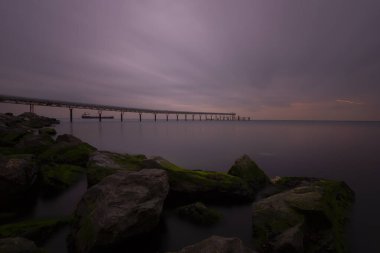 Sahilde inanılmaz uzun pozlama tekniği.