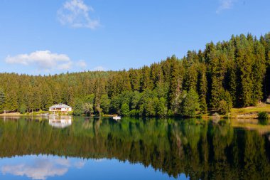 Karagol, Artvin 'in Borcka ilçesine 25-27 kilometre uzaklıkta bulunan bir baraj gölüdür..