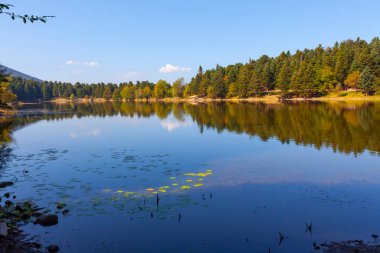 Bolu şehir merkezinin 13 kilometre güneyinde yapay olarak oluşturulmuş bir baraj gölüdür..