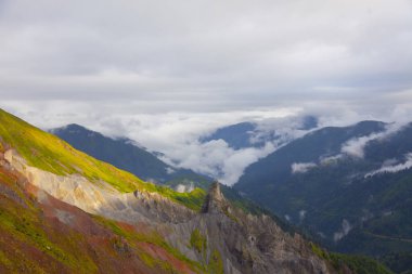 Kocduzu yaylası, Amlhemin sınırının kuzeybatısında yer alan Laz platosudur..