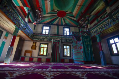 iremit Camii, 1850 'de Artvin' in Borka ilçesindeki Maral Village 'da inşa edildi.,