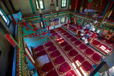 iremit Camii, 1850 'de Artvin' in Borka ilçesindeki Maral Village 'da inşa edildi.,