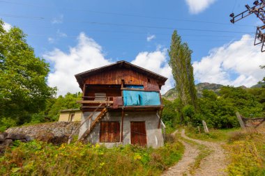Kelebek Vadisi, Artvin 'in Yusufeli ilçesine bağlı bir beldedir..