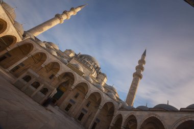 Süleyman Camii, Mimar Sinan tarafından 1551 ile 1557 yılları arasında Muhteşem Süleyman adına inşa edilmiş bir camidir..