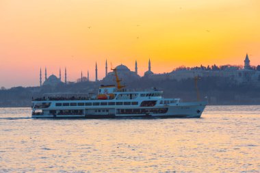 İstanbul 'da güzel bir gün batımı ve manzara