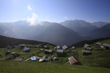 Kackar Dağları Ulusal Parkı ve dağ gölleri