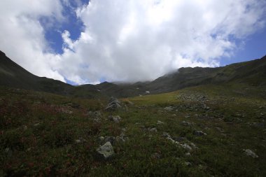Kackar Dağları Ulusal Parkı ve dağ gölleri