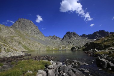 Kackar Dağları Ulusal Parkı ve dağ gölleri