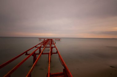 Uzun pozlama tekniğiyle çekilmiş fantastik manzara fotoğrafları.