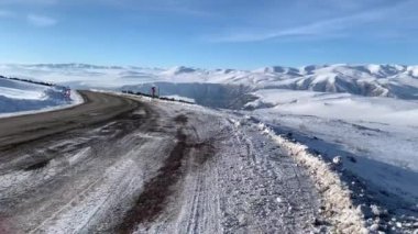 Cildir Gölü ve Ararat Dağı manzarası
