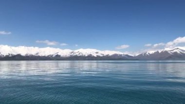Cildir Gölü ve Ararat Dağı manzarası