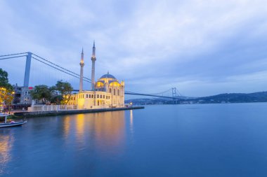 Büyük Mecidiye Camii veya Ortakoy Camii