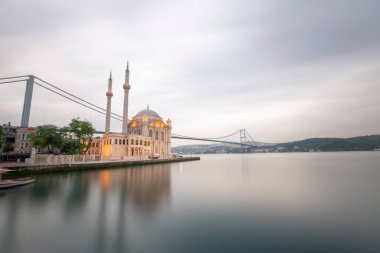 Büyük Mecidiye Camii veya Ortakoy Camii