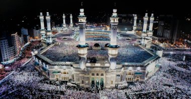 Kutsal toprakların hava görüntüleri Arafat, Muzdalifah, Mina ve Kabe