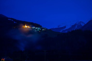 Tyrol, Avusturya. pustertal Vadisi'nde heinfels Kalesi