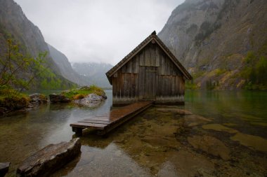 Obersee Almanya 'da küçük bir doğal göl.
