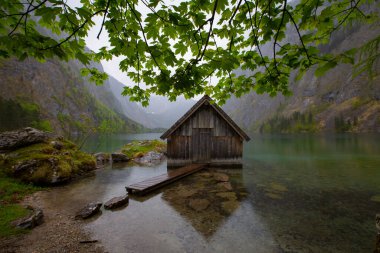 Obersee Almanya 'da küçük bir doğal göl.