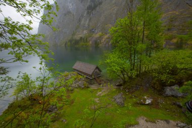 Obersee Almanya 'da küçük bir doğal göl.