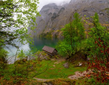 Obersee Almanya 'da küçük bir doğal göl.