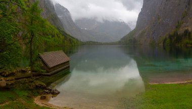 Obersee Almanya 'da küçük bir doğal göl.