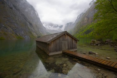 Obersee Almanya 'da küçük bir doğal göl.