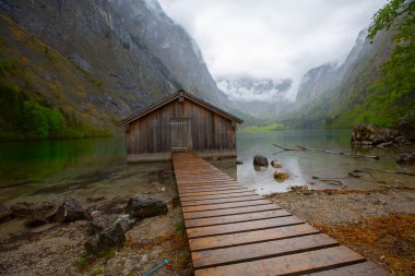 Obersee Almanya 'da küçük bir doğal göl.