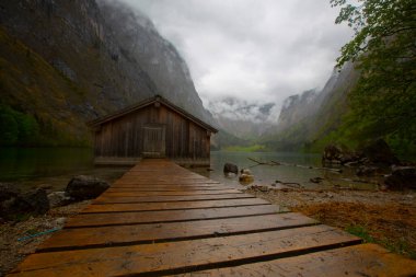Obersee Almanya 'da küçük bir doğal göl.