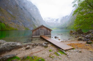 Obersee Almanya 'da küçük bir doğal göl.