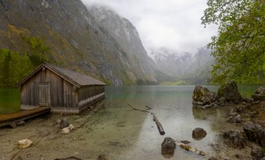 Obersee Almanya 'da küçük bir doğal göl.