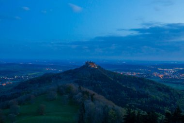 Hohenzollern Kalesi Almanya 'nın ikinci büyük kalesidir.