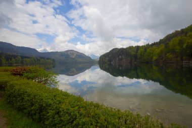 Alpsee, Almanya 'nın Bavyera eyaletinde yer alan bir şehirdir.