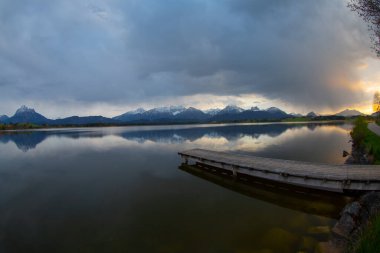 Hopfensee, Almanya 'nın Bavyera eyaletinde yer alan bir göldür..