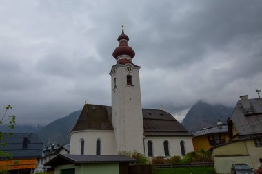 Ischgl kasabası, Tyrol Avusturya 'nın Paznaun Vadisi' nde bir kasaba.