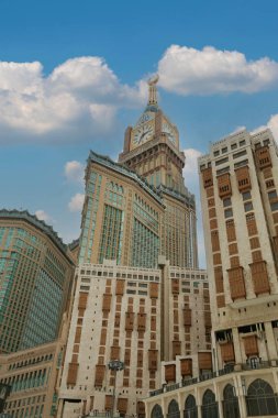 Zamzam Kulesi 'nde bir otel, Kabe' nin yanında.