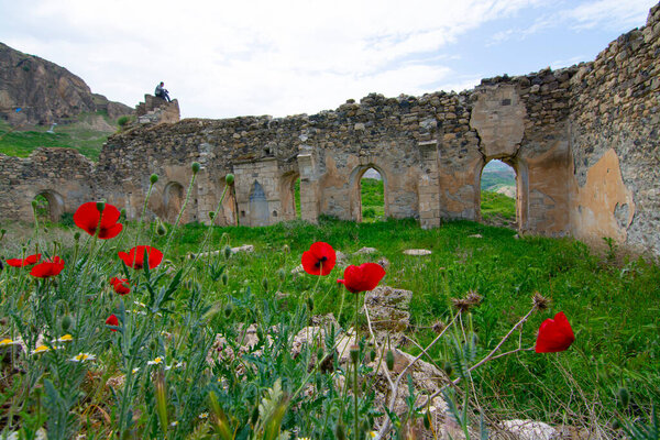 It is a town in the Elaz Province of Turkey. It is the center of the Palu District.