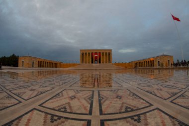 Antkabir, Ankara 'nın Ankaya ilçesinde yer alan ve Mustafa Kemal Atatürk' ün mozolesine sahip bir kompleks..