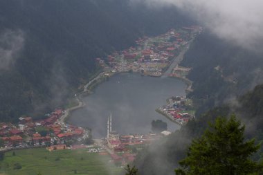Uzungol, Trabzon ilinin Trabzon ilçesinde bulunan bir baraj gölüdür..