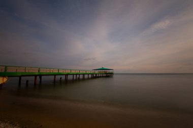 Buyukcekmece plajı ve gölü, rıhtımı