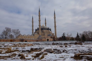 Selimiye Camii, Mimar Sinan tarafından Osmanlı İmparatorluğu 'nun önceki başkenti Edirne' de Osmanlı Sultanı II..