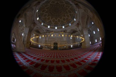 Üç Balkonlu Cami, Edirne 'deki Osmanlı döneminden kalma bir camidir..