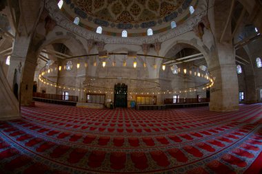 Üç Balkonlu Cami, Edirne 'deki Osmanlı döneminden kalma bir camidir..