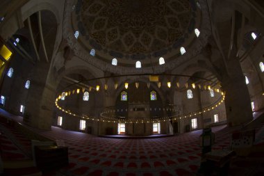 Üç Balkonlu Cami, Edirne 'deki Osmanlı döneminden kalma bir camidir..