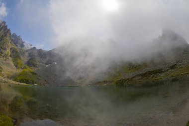 Avusor Platosu ve Avusor Gölü