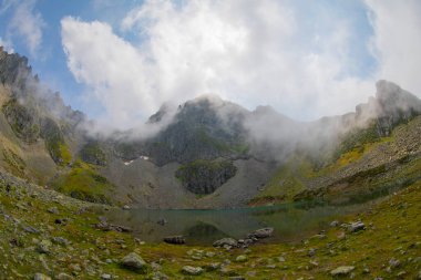 Avusor Platosu ve Avusor Gölü