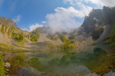Avusor Platosu ve Avusor Gölü
