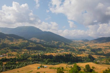 Karagl, Artvin 'in 25 kilometre kuzeyinde bulunan bir baraj gölüdür..
