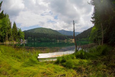 Karagl, Artvin 'in 25 kilometre kuzeyinde bulunan bir baraj gölüdür..